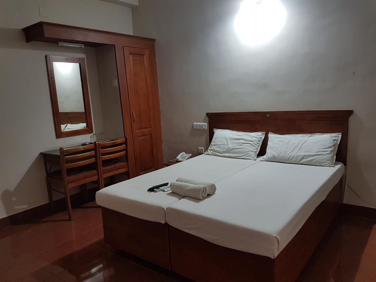فندق شاليمار مترو Kochi المظهر الخارجي الصورة